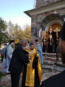 Престол     